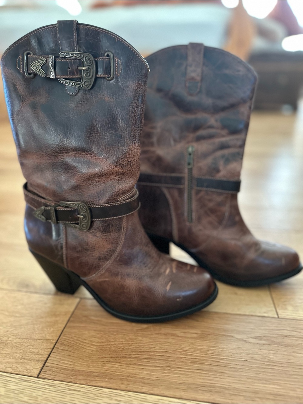 Dingo Women's Brown Western Heeled Boots
